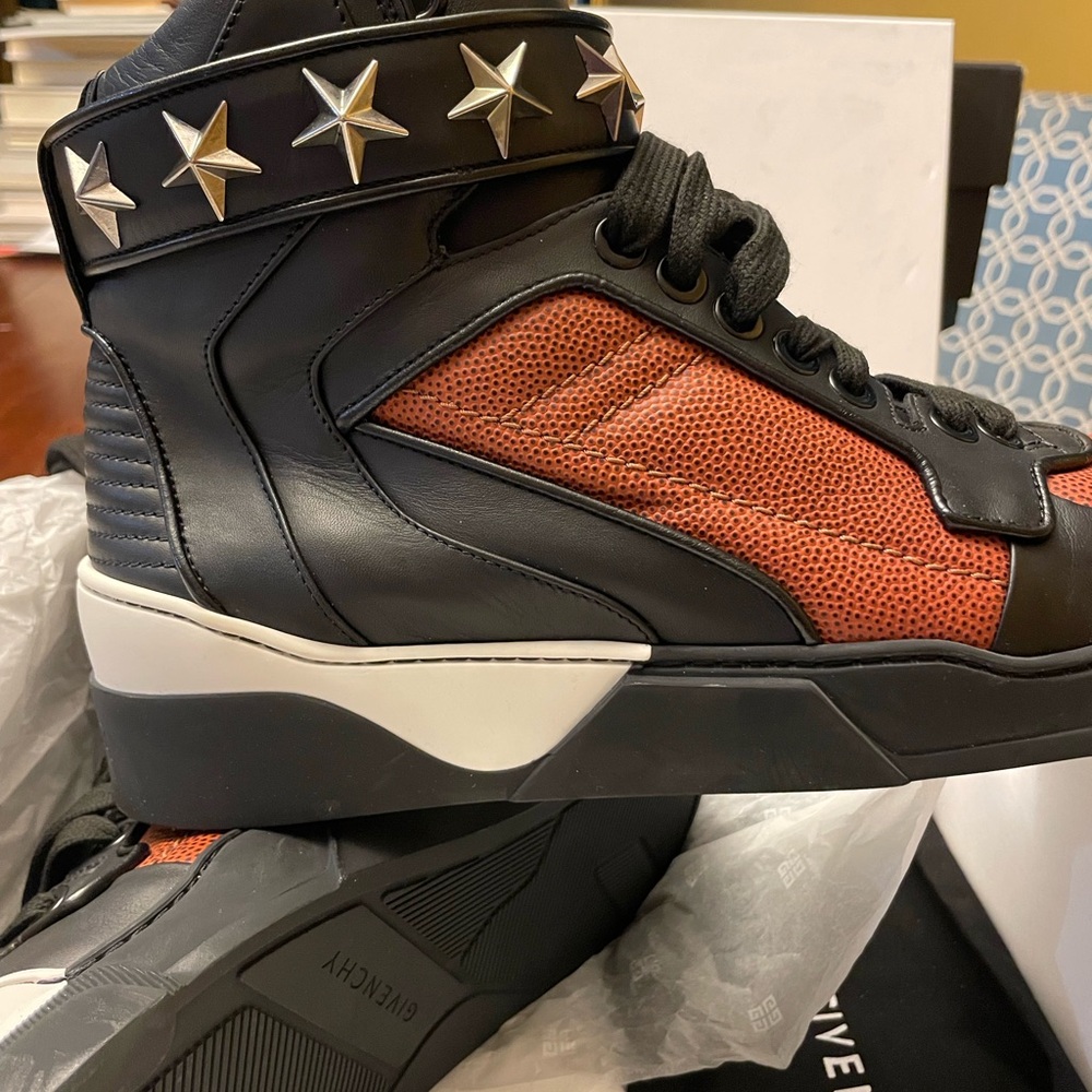 Givenchy Men's Black and Orange High-Top Sneakers